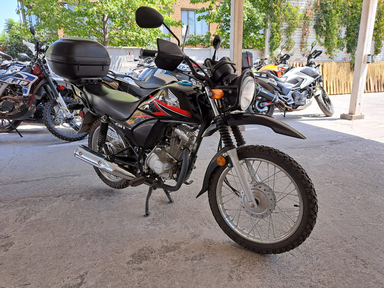 Honda Honda CB1 Tuff 2022