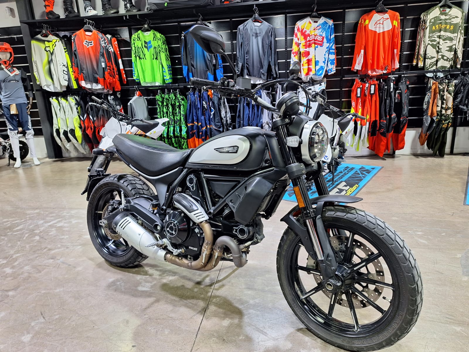 DUCATI Ducati Scrambler Icon 2019