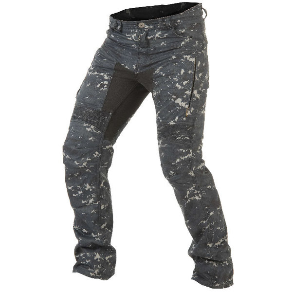 Trilobite Jeans Parado