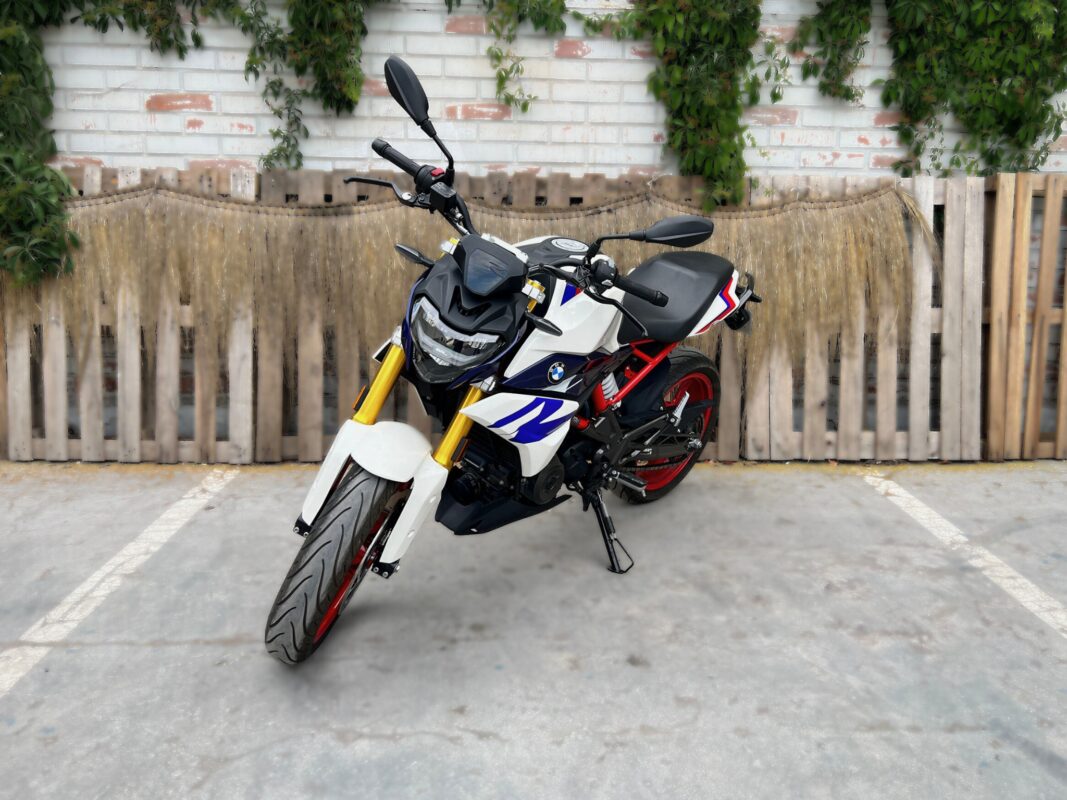 BMW BMW G310 R 2022