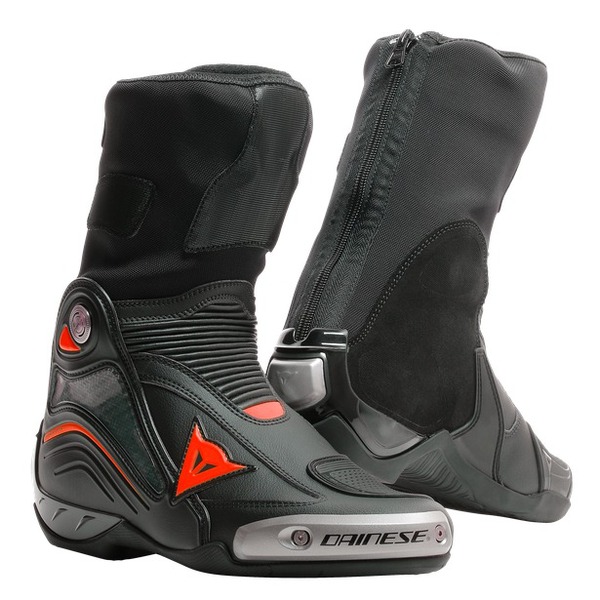 Dainese Axial D1