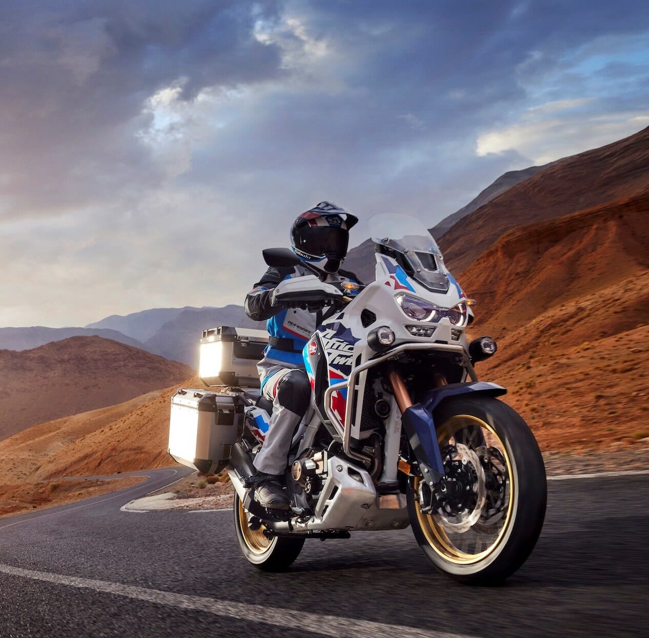 Honda Africa Twin 2024: ¡Renovada y lista para la aventura!